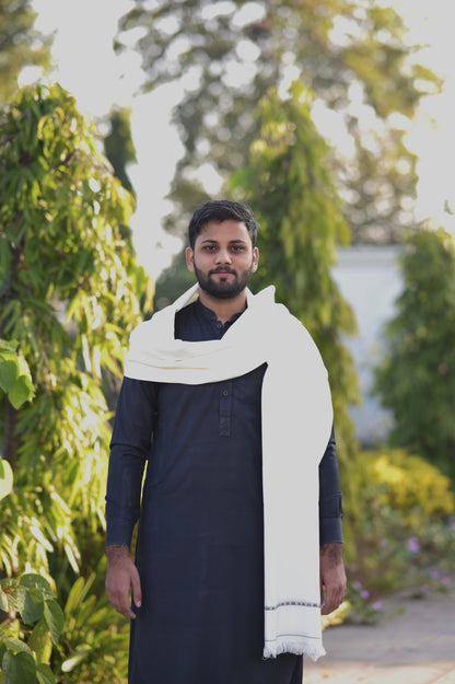 Premium White Acrylic Wool Shawl – Elegant Winter Essential