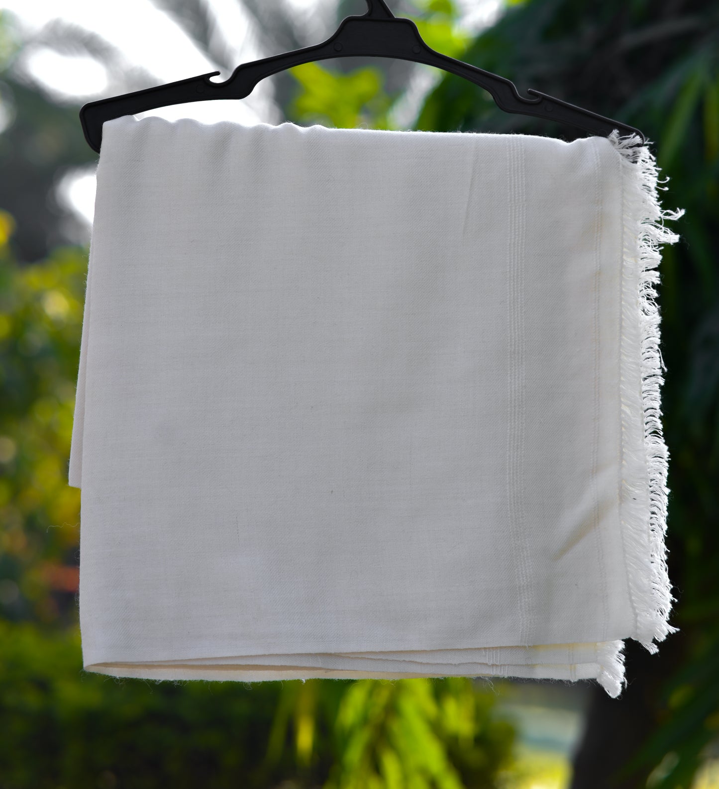Premium White Pure Wool Shawl – Timeless Luxury