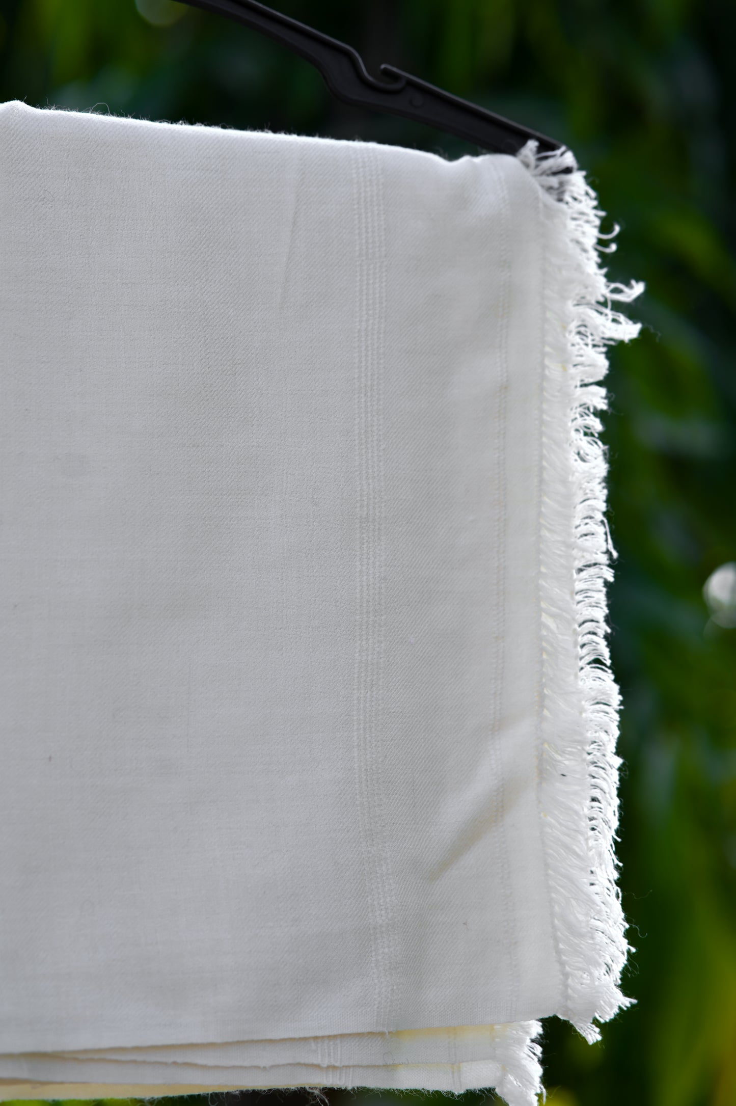 Premium White Pure Wool Shawl – Timeless Luxury