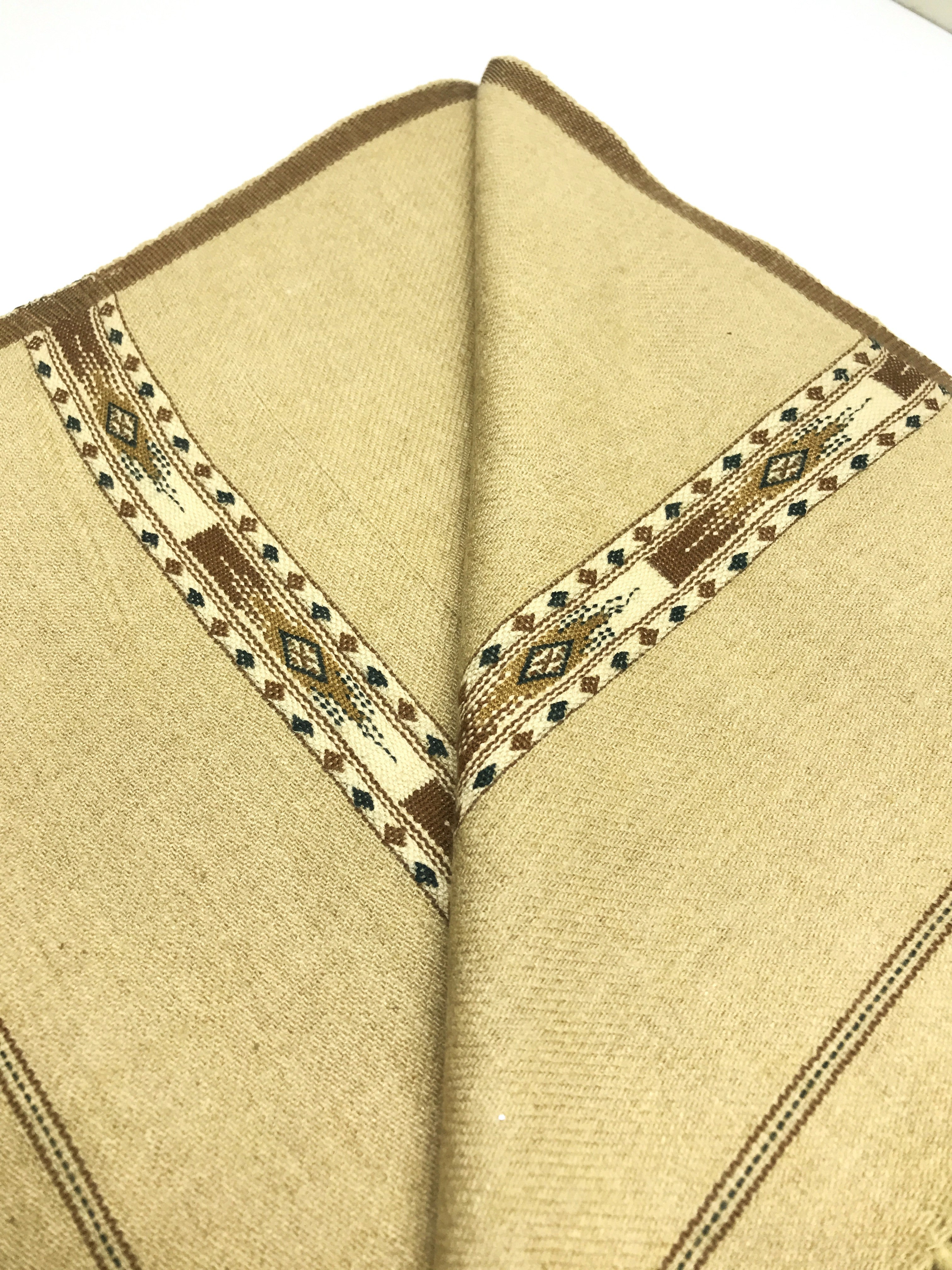Kashmiri Sandstone Dhussa Wool Shawl with Traditional Border – Classic Warmth Redefined